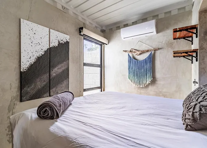 Apartamento Z102 Studios, 4 Industrial W Pool!