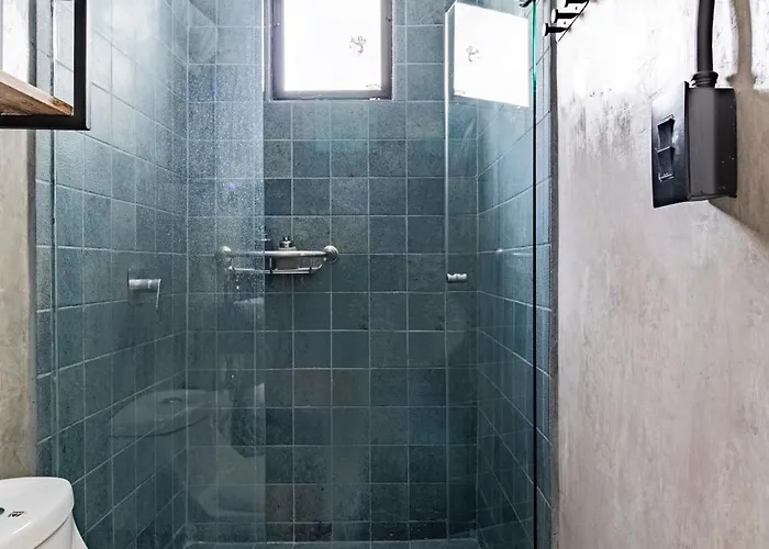 Z102 Studios, 4 Industrial W Pool! * Playa Flamingo