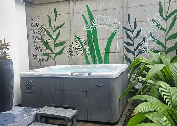 Z102 Studios, 4 Industrial W Pool! Apartamento Playa Flamingo