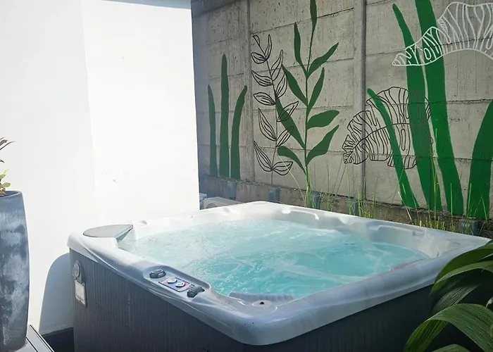 Apartamento Z102 Studios, 4 Industrial W Pool! *